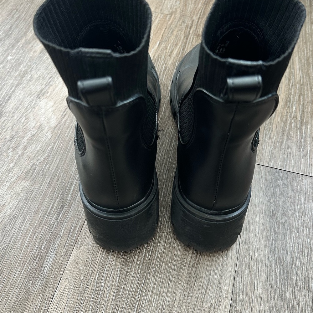 Steve Madden Hutch Boots Black Ankle Chelsea Sock Chunky Platform Heel Size US 6 - Picture 6 of 6